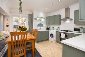 Kitchen/Diner- click for photo gallery